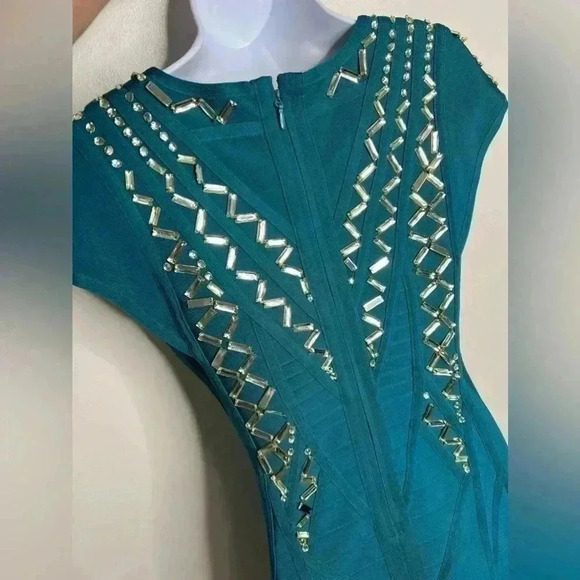 Alyona Beaded Founce Bandage Dress Size Medium - Picture 7 of 7